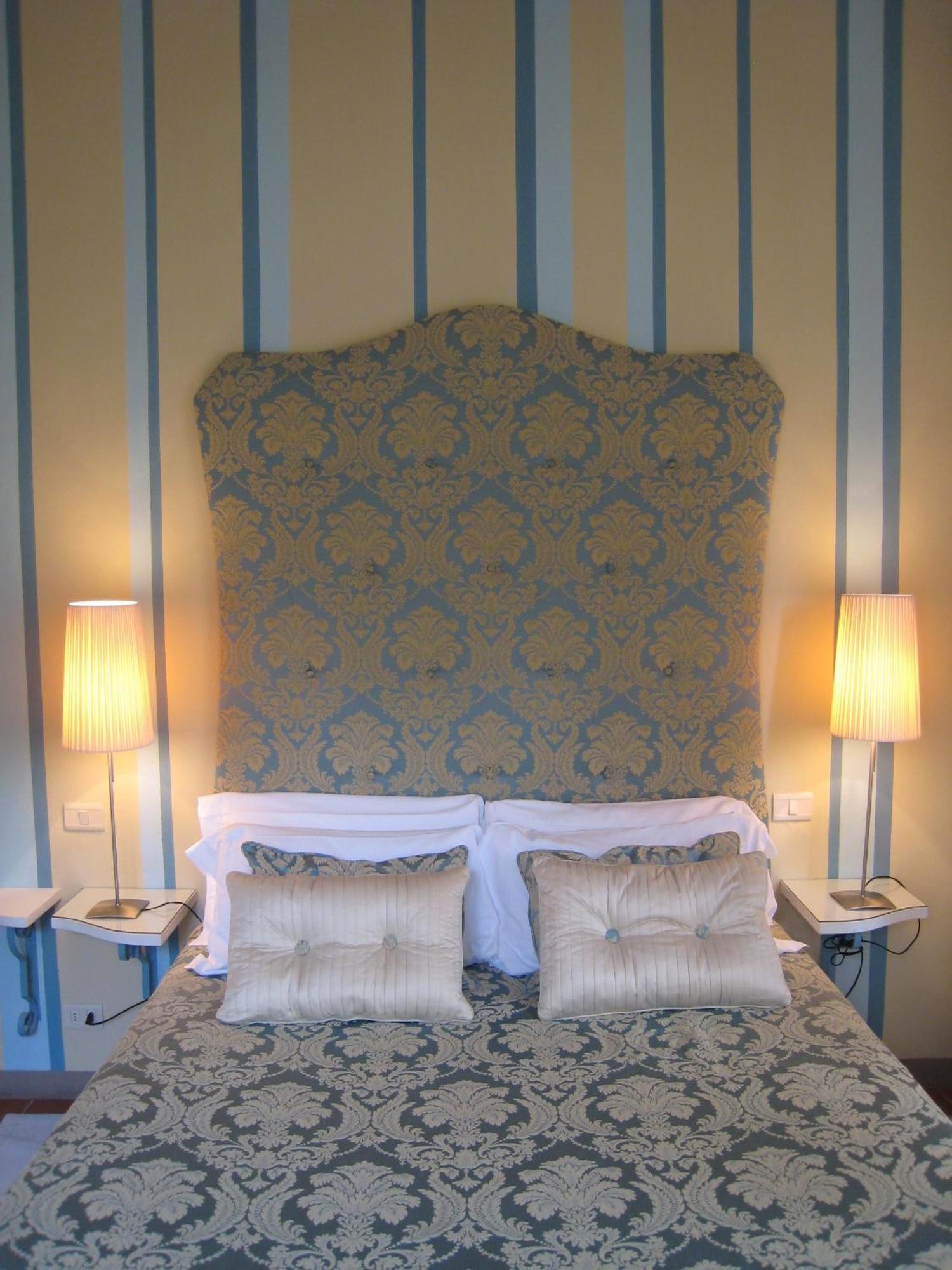 Fontelunga Hotel & Villas Pozzo  Extérieur photo