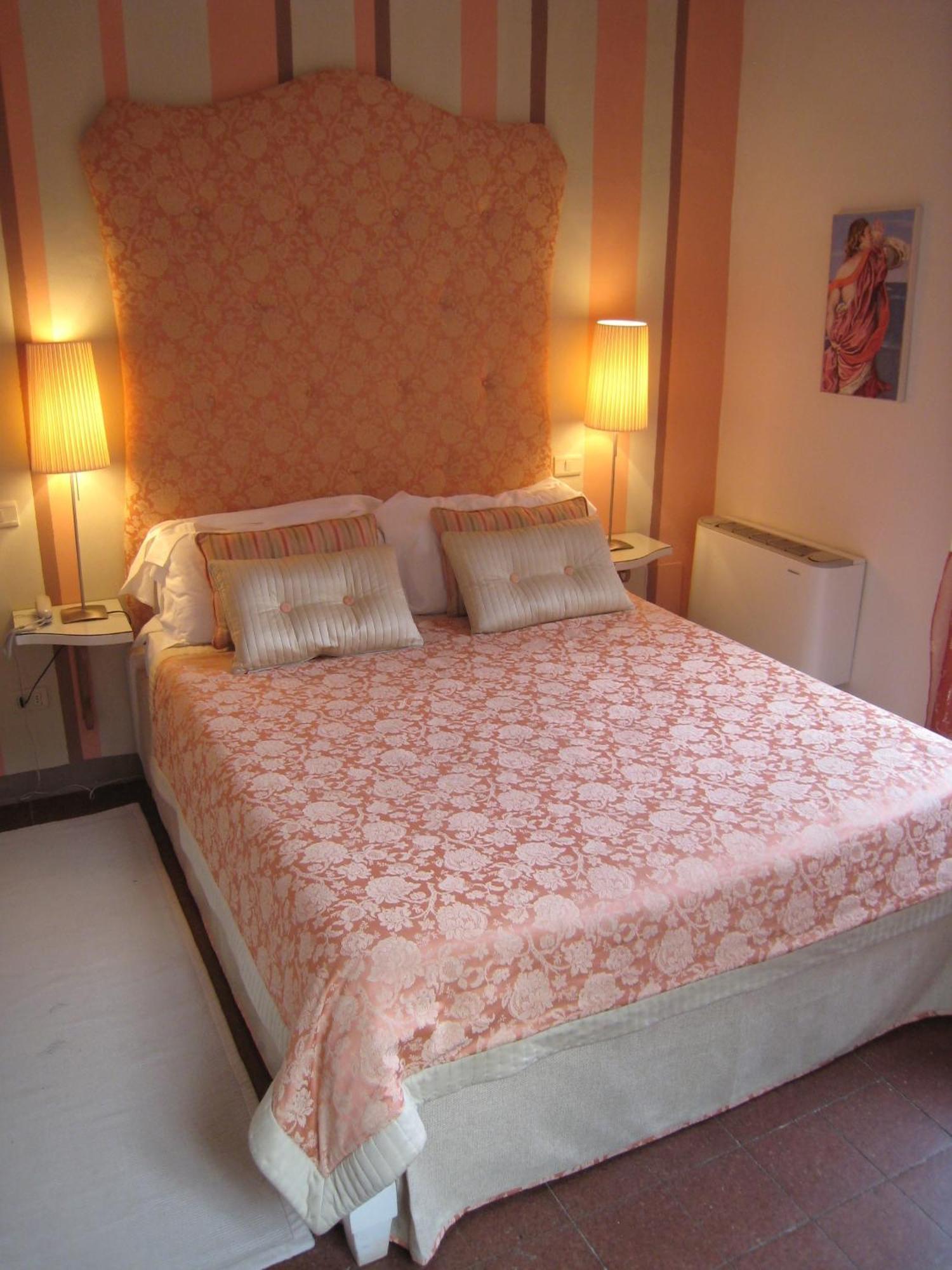 Fontelunga Hotel & Villas Pozzo  Extérieur photo
